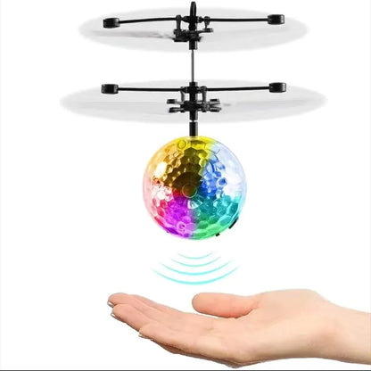 Color Fly Ball™ - De magische vliegende bal met kleurrijke lichtjes