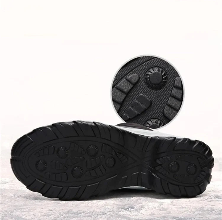 EVA SnowBoots™ - Loop op wolken met de waterdichte bont laarzen